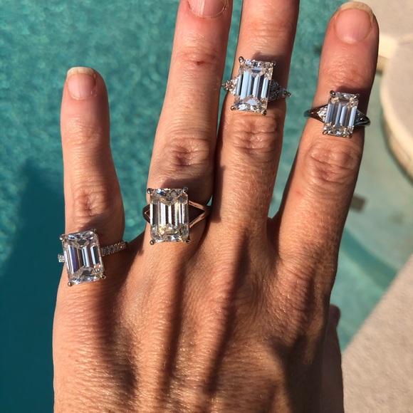 10ct D VVS1 Platinum Emerald cut Moissanite Ring - Picture 6 of 10